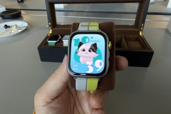 HUAWEI Watch Fit 5 - Fotografii hands-on