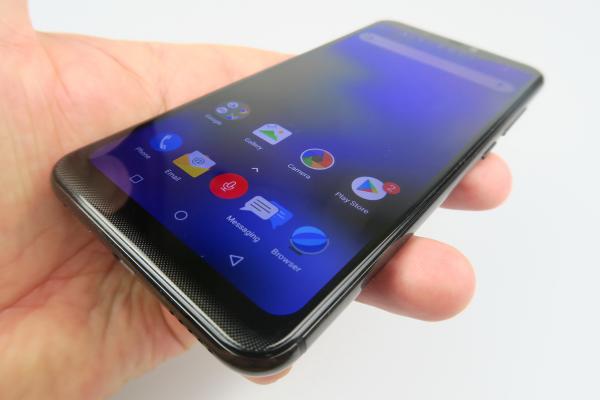 Allview Soul X5: OS, UI, aplicaţii clasice Allview, AVI mai deştept