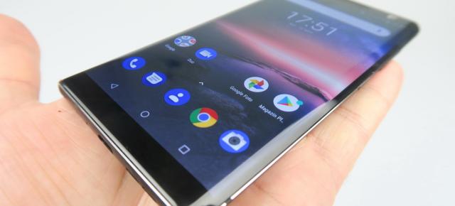 Nokia 8 Sirocco Review