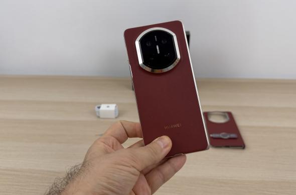 Huawei Mate X7 - Unboxing: Photo 01.02.2026, 21 53 13.jpg