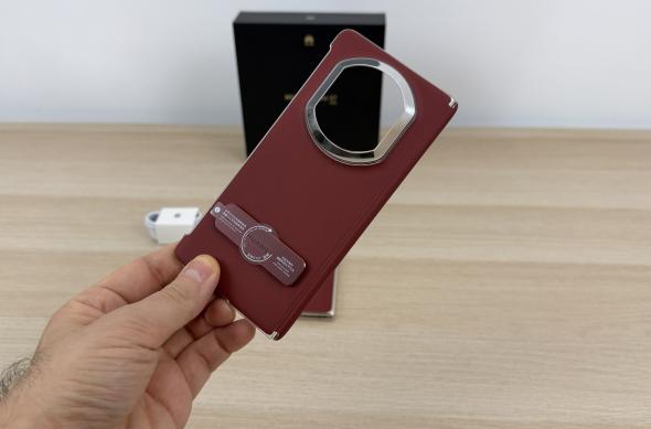 Huawei Mate X7 - Unboxing: Photo 01.02.2026, 21 52 53.jpg