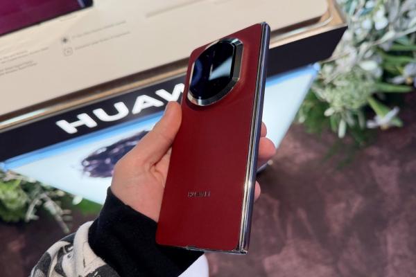 HUAWEI Mate X7 - Fotografii eveniment lansare