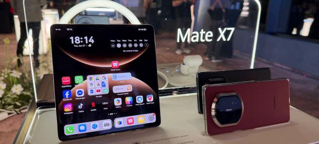 Primele produse HUAWEI din 2026 lansate oficial în România; FreeClip 2, Mate X7, MatePad 11.5 S și cel mai arătos router prezentate la etajul 17 în One Tower