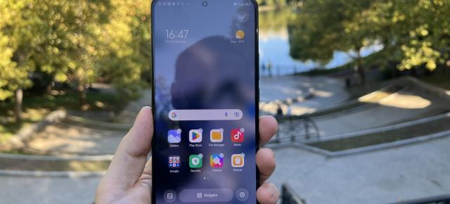 Xiaomi 12T Pro: Conectivitate 5G şi Wi-Fi 6E care livrează