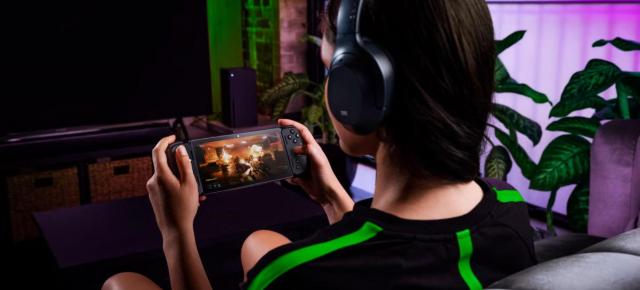 Razer prezintă consola de jocuri Edge 5G, cu ecran AMOLED de 144 Hz, CPU Snapdragon, cloud gaming
