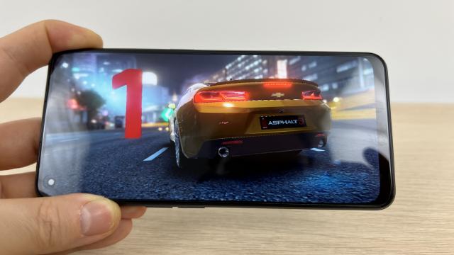 <b>realme 10 şi realme 10 Pro+ îşi dezvăluie specificaţiile aproape de lansare</b>Se pare că nu doar Redmi ne pregăteşte o serie de telefoane de buget (Redmi 12) pe final de an, ci şi realme care ne-ar pregăti un realme 10. În ultimele 48 de ore au scăpat pe web specificaţii ale lui realme 10 şi realme 10 Pro+ 
