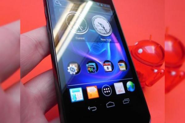 Allview P4 Alldro review - ecran de Samsung Galaxy S II, dual SIM și cameră de iPhone 4S (Video)