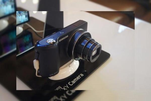 Samsung GALAXY Camera - lansarea În România, primele impresii și o galerie foto