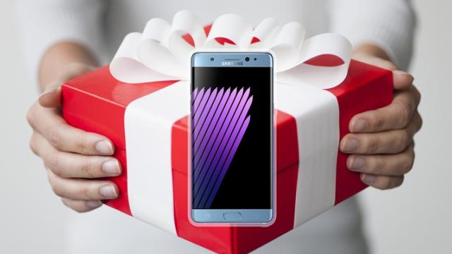 <b>My 2 cents: 5 moduri în care Samsung s-ar putea revanşa pentru problemele lui Galaxy Note 7</b>Situația întâmpinată de către Samsung cu bateriile explozive de pe phablet-ul Galaxy Note 7 a fost și încă este una serioasă, fiind speculat și faptul că până și variantele înlocuite au ceva probleme. Din punctul meu de vedere, Samsung ar trebui să vină