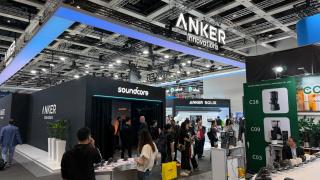 IFA 2025: Turul standului Anker la Berlin, cu reportofon cu AI, baterii pentru casa smart şi căşti pentru dormit