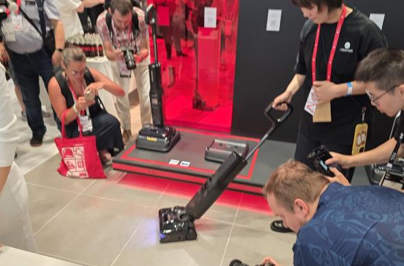 Roborock F25 Ultra - Fotografii IFA 2025: 20250904_115129.jpg