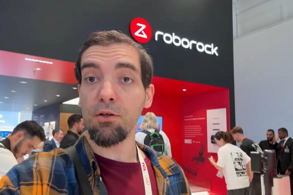 IFA 2025: Turul complet al standului Roborock din Berlin - de la maşini de spălat mini la roboţi de tuns gazonul
