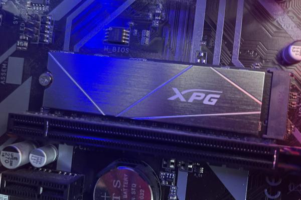 XPG GAMMIX S70 Blade 1 TB Review: SSD-ul PCIe Gen4x4 care va da un suflu nou PC-ului tău, compatibil și cu PlayStation 5