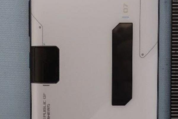 ASUS ROG Phone 7 - Leak fotografii