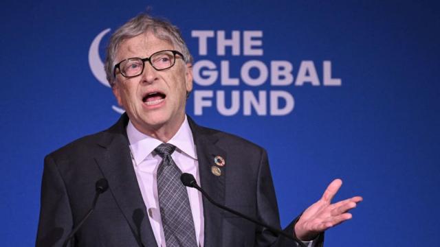 <b>Bill Gates consideră că OpenAI GPT este cel mai mare progres în materie de tehnologie de la 1980 până în prezent</b>Impactul tehnologiei OpenAI GPT este unul colosal, iar asta o recunoaște chiar și fondatorul Microsoft, Bill Gates. Controversatul miliardar declară faptul că acesta este cel mai mare progres tehnologic de la 1980 până în prezent