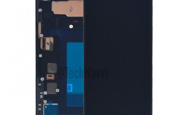 LG V40 ThinQ, leak: DncY--4UwAAtAZ0.jpg