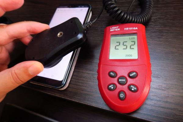 Luminozitate display Huawei Honor 10