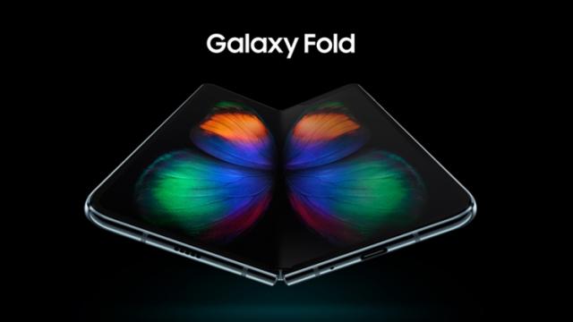 <b>Samsung dă startul precomenzilor lui Galaxy Fold în SUA; Iată când ajunge pliabilul la noi</b>Printre cele mai așteptate smartphone-uri ale momentului îl avem și pe Samsung Galaxy Fold, primul terminal pliabil din portofoliul sud-coreenilor care începând de astăzi este disponibil în regim de precomandă pe piața 