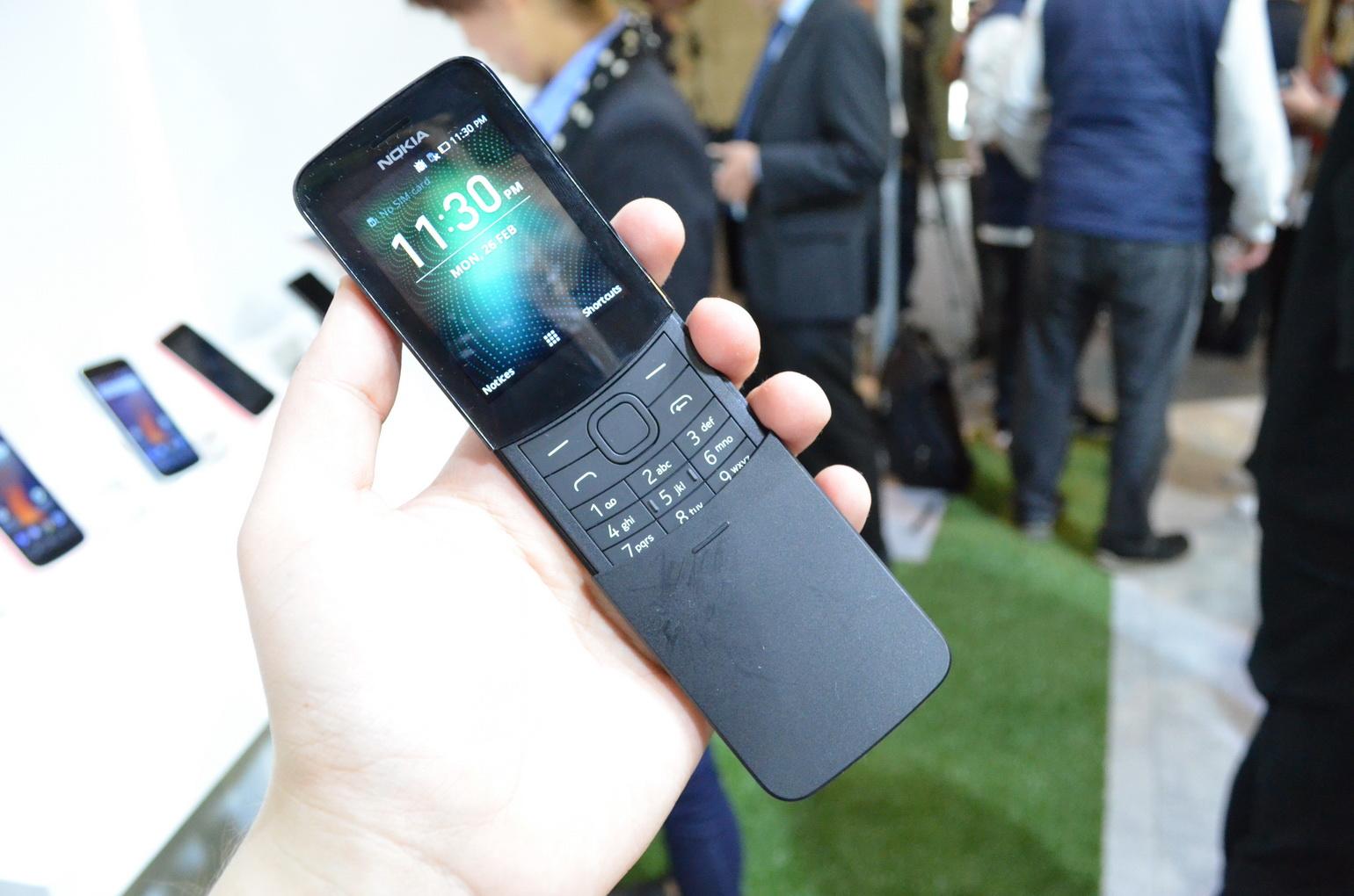 MWC 2018: Nokia 8110 4G - Prezentare De Feature Phone "banana Din ...