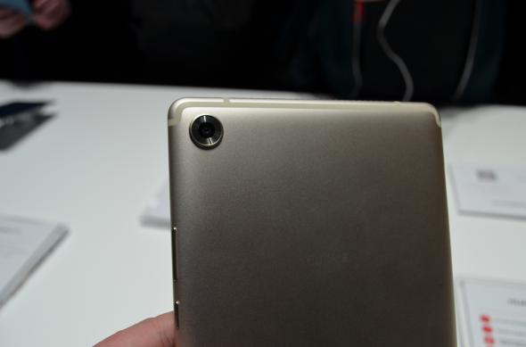 Huawei MediaPad M5 8 - Fotografii Hands-On de la evenimente: Huawe-MediaPad-M5-8_003.JPG