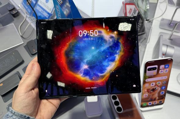 tur tecno MWC 2026: Photo 04.03.2026, 14 04 52.jpg