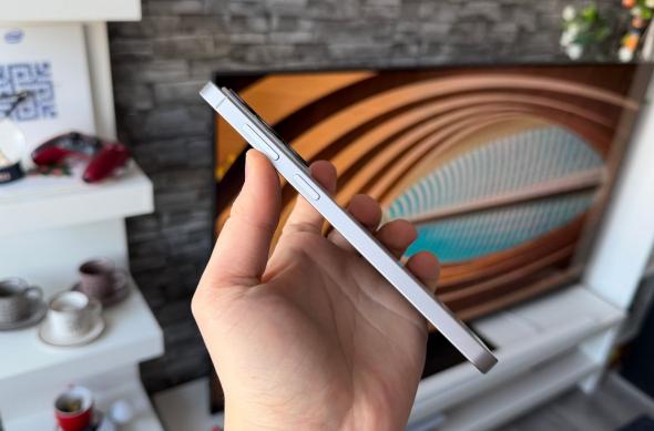 Samsung Galaxy S26+ - Fotografii design: Samsung-Galaxy-S26-Plus-Design_ (3).jpg