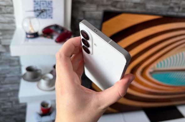 Samsung Galaxy S26+ - Fotografii design: Samsung-Galaxy-S26-Plus-Design_ (6).jpg