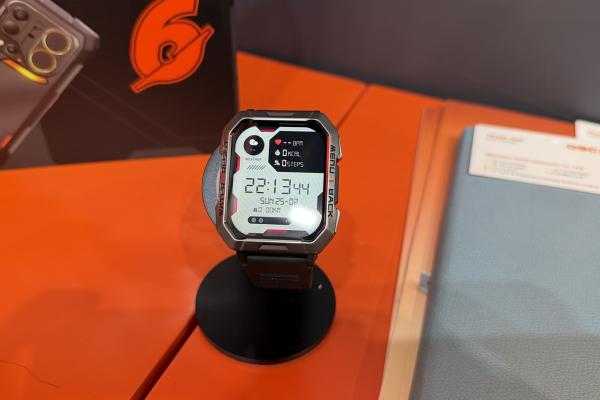 Standul OSCAL la MWC 2026