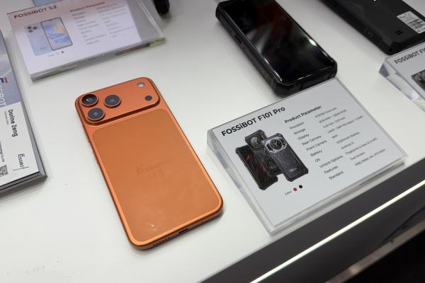 Turul standului Fossibot la MWC 2026