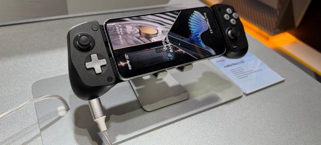 MWC 2026: Am pus mâna pe telefonul de gaming de 399 euro - Nubia Neo 5 GT