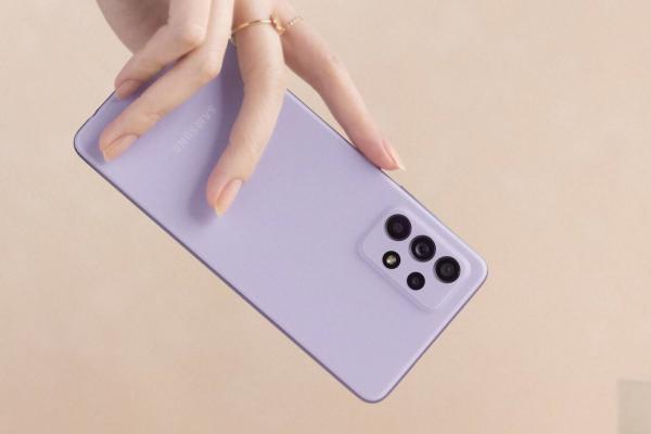 Preț și disponibilitate Samsung Galaxy A52 în România