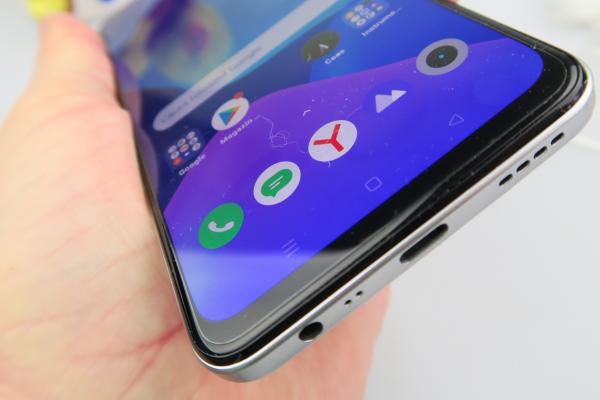 Realme 8: Acustică de calitate, chiar dacă mono