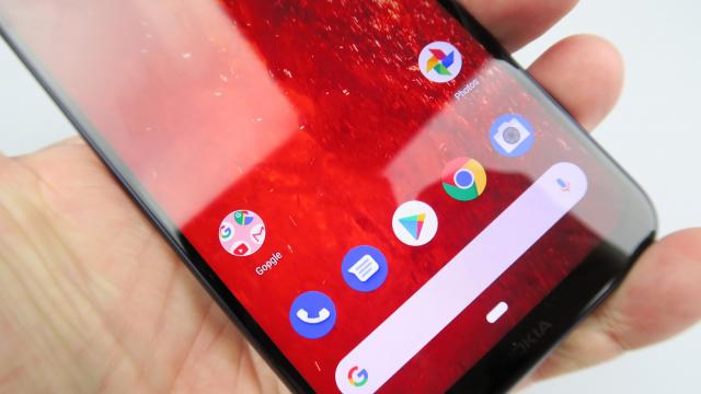 <b>Nokia 8.1 și Nokia 2.3 sunt actualizate acum la Android 11, cu permisiuni temporare, Chat Bubbles</b>În ziua în care HMD Global ne pregătește lansarea unor noi telefoane pe piață, iată că nici vechile modele nu sunt date uitării. Este cazul telefoanelor Nokia 8.1 și Nokia 2.3 care tocmai ce au început să primească 