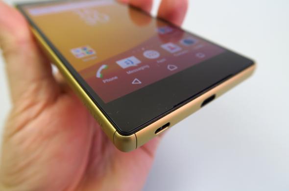 Sony Xperia Z5 - Galerie foto Mobilissimo.ro: Sony-Xperia-Z5_067.JPG