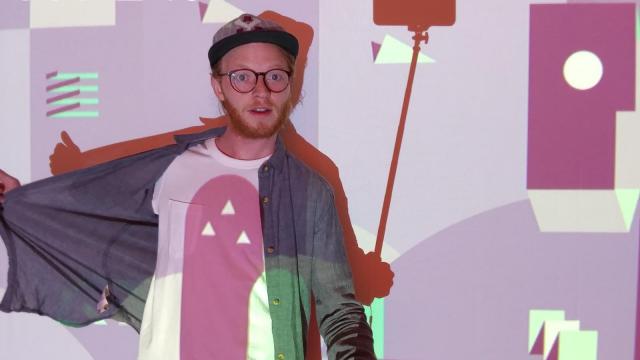 <b>Camera selfie a lui HTC 10 ar avea stabilizare optică, lucru confirmat de o echipă de testeri</b>Auzisem zvonuri că nu doar camera principală a lui HTC 10 avea să evolueze faţă de predecesor, ci şi cea frontală. Ba mai mult dec&acirc;t at&acirc;t, se discuta şi despre stabilizare optică pentru camera frontală. Azi avem confirmarea...