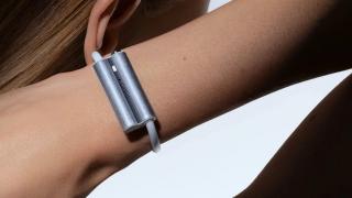 Încă o brățară de fitness fără ecran: Luffu Link, de la fondatorii Fitbit; Cu design mai trăsnit totuși
