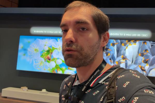 Am văzut electrocasnicele Xiaomi la treabă în Viena: aspirator robot, frigider, televizoare Mini LED cu diagonale mari