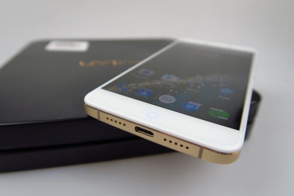 UMi Super: Benchmark OK în această zonă de preţ