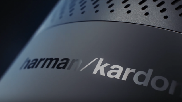 <b>Boxa inteligentă Harman Kardon primește certificarea Wi-Fi Alliance; vine cu asistentul vocal Cortana la pachet</b>Luna decembrie a anului trecut ne-a adus și vestea potrivit căreia cei de la Harman pregătesc o boxă inteligentă echipată cu asistentul virtual Cortana. Astăzi descoperim că aceasta tocmai ce a fost certificată de către Wi-Fi Alliance, semn că lansarea
