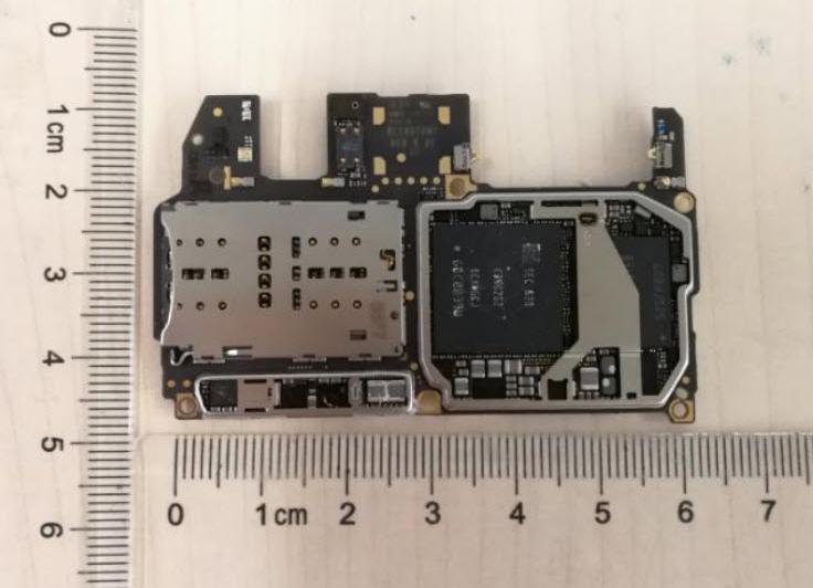 Huawei P10 - Fotografii FCC: Huawei P10 FCC (3).jpg