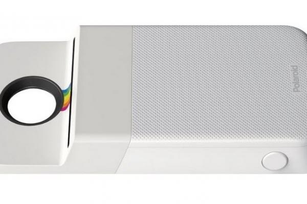 Noi module Moto Mods scapă pe web: difuzor cu Amazon Alexa şi imprimantă foto Polaroid Insta-Share