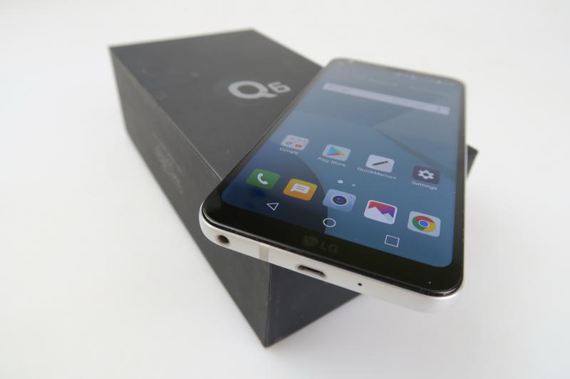 LG Q6 - Unboxing: LG-Q6_037.JPG