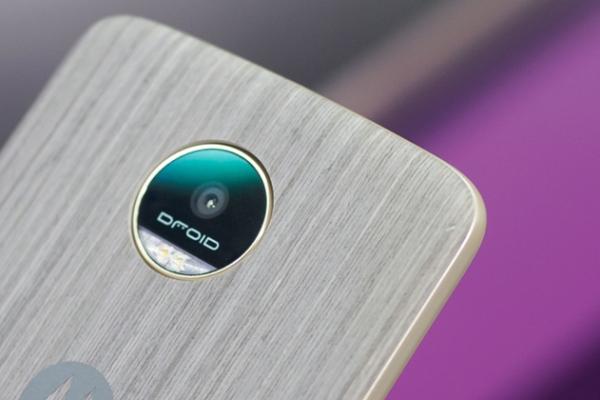 Motorola Moto Z2 îşi face apariţia în GeekBench, cu procesor Snapdragon 835 şi 4 GB RAM