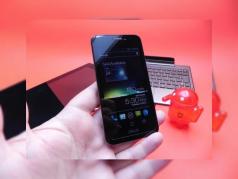 Review ASUS PadFone - versiunea finală testată, cu sleeve, tastatura și un super stylus; Un produs excelent și complet! (Video)