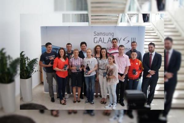 Samsung Galaxy S III - telefonul olimpicilor români de la Londra 2012