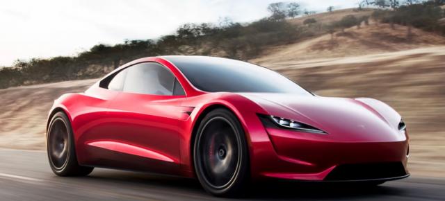 După aproape nouă ani de amânări, Tesla fixează 1 octombrie pentru noul Roadster