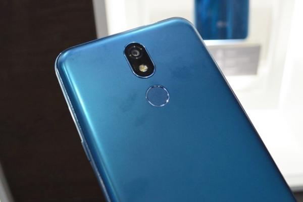 MWC 2019: LG K40 - Prezentare hands-on cu un nou telefon de buget pentru toată lumea (Video)