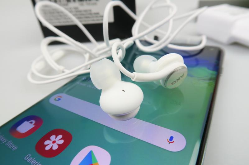 Samsung Galaxy S10+ - Accesorii: Samsung-Galaxy-S10-Plus_137.JPG