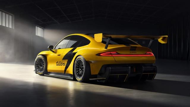 <b>Xiaomi SU7 Ultra a debutat! Compania are oficial un supercar electric ce atinge 100 km/h în sub două secunde, cu peste 1500 de cai putere</b>Putem spune că a avut loc cel mai mare eveniment pregătit de către Xiaomi în acest an, zeci de jurnaliști din întreaga lume participând în Beijing la debutul pliabilelor MIX Flip și MIX Fold 4. Pe lângă smartphone-uri și purtabile, compania a prezentat 