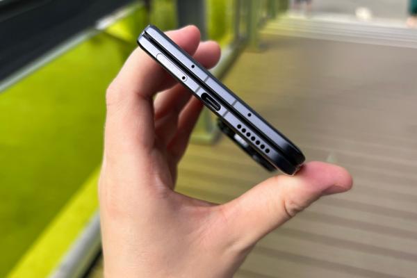 Honor Magic V5: Conectivitate de flagship pur-sânge, inclusiv la nivel de port USB-C (3.1) și Bluetooth 6.0